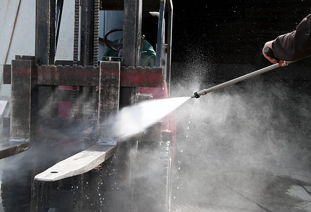 Best Parking Lot and Garage Cleaning  in Glenarden, MD